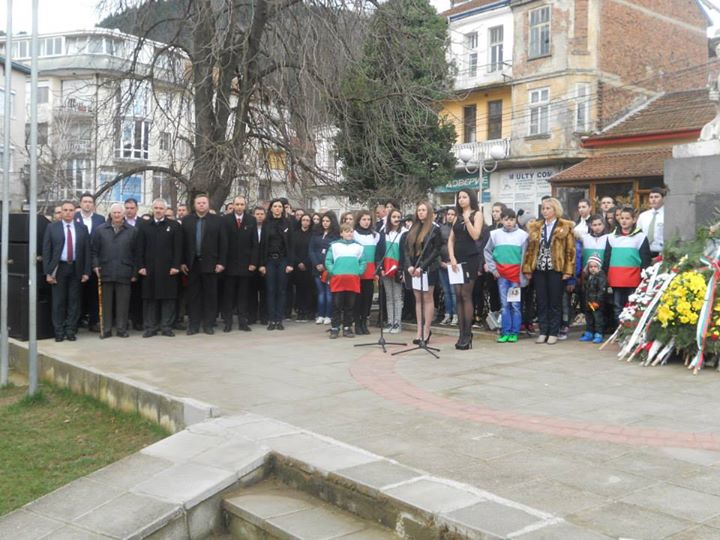 11025150 853982994640591 944019856552301757 n