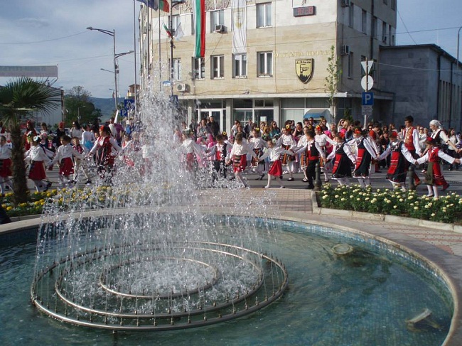 10686601 895954093779133 281893176322141967 n